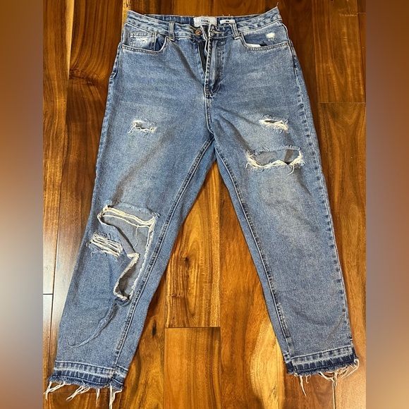 New Look “Tori” Mom Jeans - Picture 3 of 9